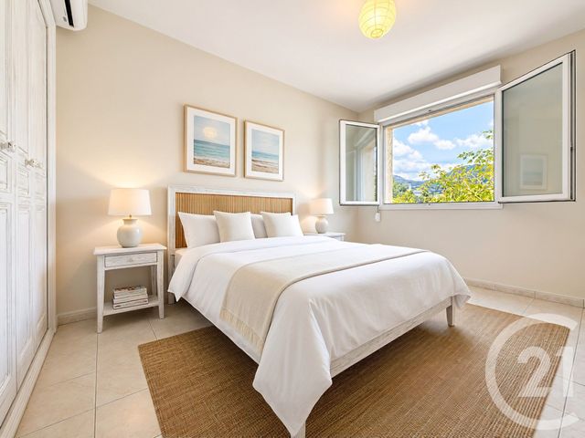 Appartement F3 &agrave; vendre - 3 pi&egrave;ces - 86,74 m2 - Vence - 06 - PROVENCE-ALPES-COTE-D-AZUR