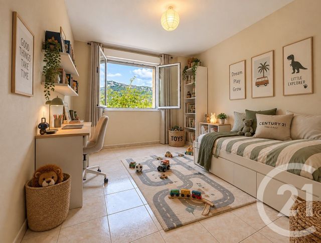 Appartement F3 &agrave; vendre - 3 pi&egrave;ces - 86,74 m2 - Vence - 06 - PROVENCE-ALPES-COTE-D-AZUR