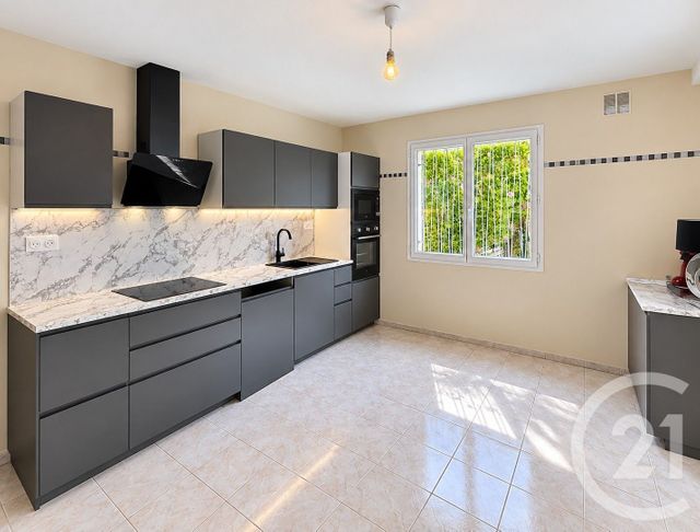 Appartement F3 &agrave; vendre - 3 pi&egrave;ces - 86,74 m2 - Vence - 06 - PROVENCE-ALPES-COTE-D-AZUR
