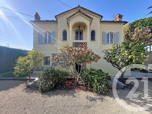 Maison &agrave; vendre - 7 pi&egrave;ces - 180 m2 - Cagnes Sur Mer - 06 - PROVENCE-ALPES-COTE-D-AZUR