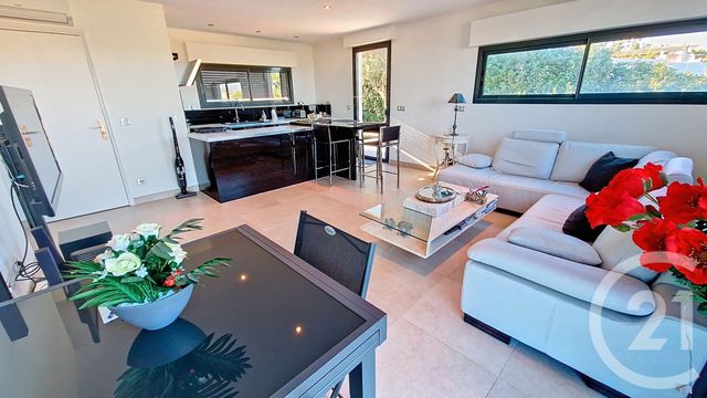 Maison &agrave; vendre - 5 pi&egrave;ces - 108,89 m2 - Cagnes Sur Mer - 06 - PROVENCE-ALPES-COTE-D-AZUR