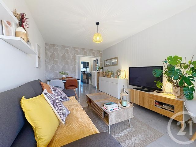 Appartement F3 &agrave; vendre - 3 pi&egrave;ces - 56,08 m2 - Cagnes Sur Mer - 06 - PROVENCE-ALPES-COTE-D-AZUR