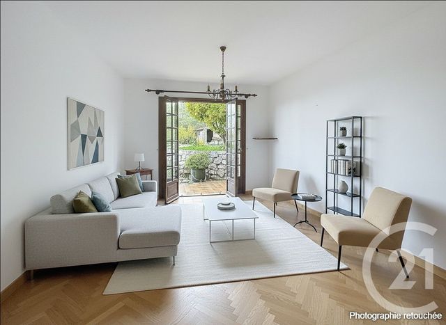 Maison &agrave; vendre - 5 pi&egrave;ces - 124,19 m2 - St Laurent Du Var - 06 - PROVENCE-ALPES-COTE-D-AZUR