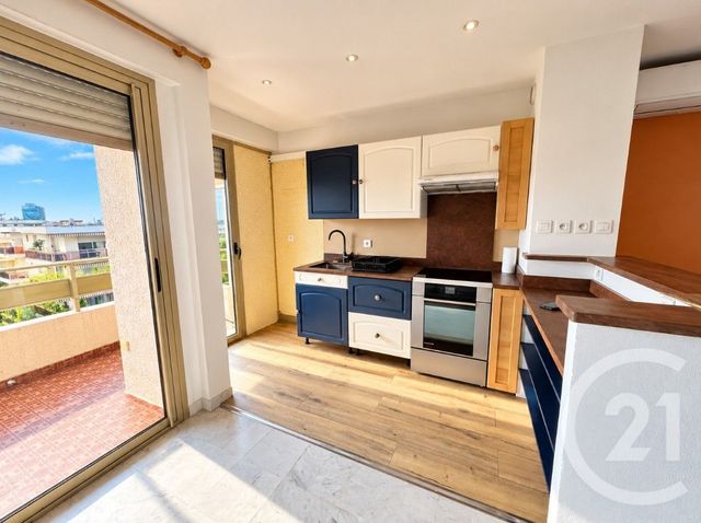 Appartement F1 &agrave; louer - 1 pi&egrave;ce - 27,28 m2 - Cagnes Sur Mer - 06 - PROVENCE-ALPES-COTE-D-AZUR
