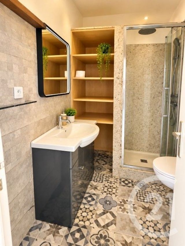 Appartement F1 &agrave; louer - 1 pi&egrave;ce - 27,28 m2 - Cagnes Sur Mer - 06 - PROVENCE-ALPES-COTE-D-AZUR