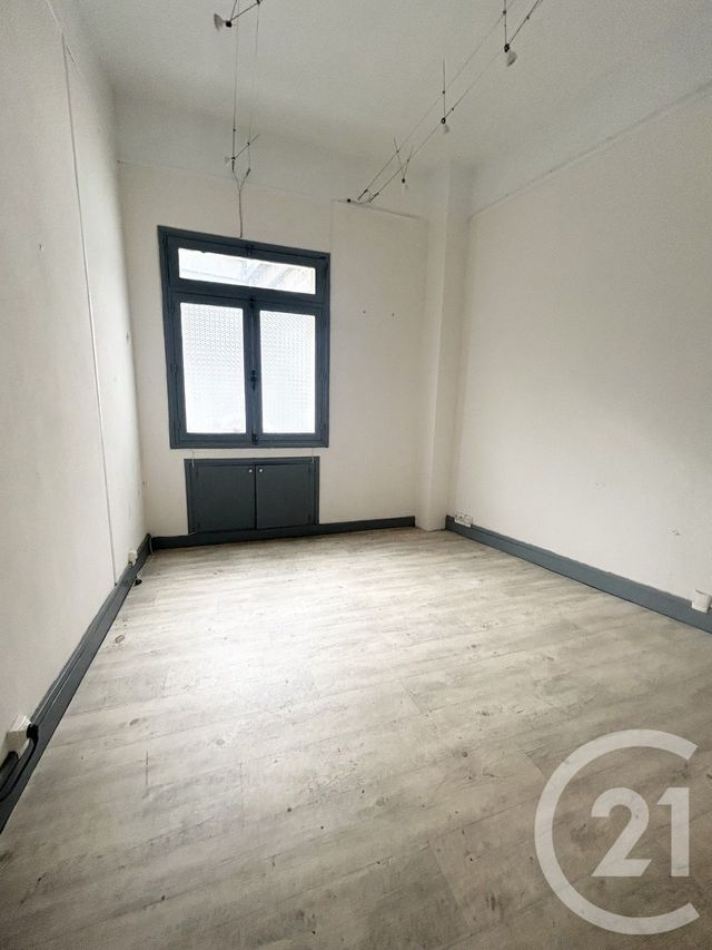 Local commercial à louer - 70.0 m2 - 27 - Eure
