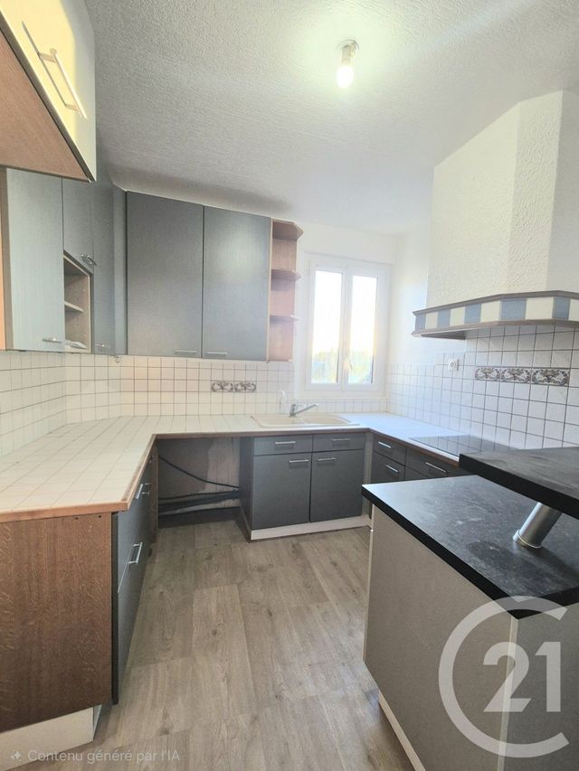 Appartement F5 &agrave; louer - 5 pi&egrave;ces - 70,46 m2 - Beuzeville - 27 - HAUTE-NORMANDIE