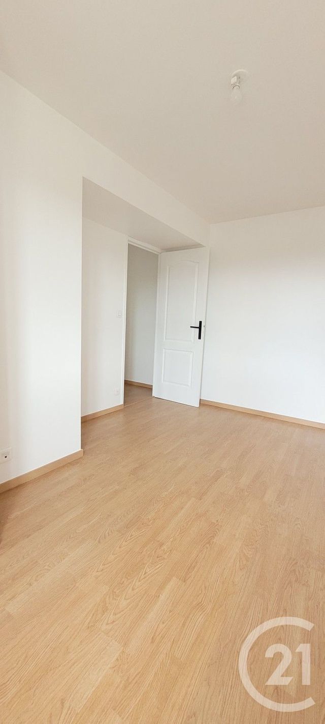 Maison &agrave; louer - 3 pi&egrave;ces - 50,23 m2 - Selles - 27 - HAUTE-NORMANDIE