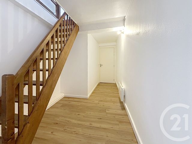 Appartement &agrave; louer - 3 pi&egrave;ces - 50,05 m2 - Pont Audemer - 27 - HAUTE-NORMANDIE