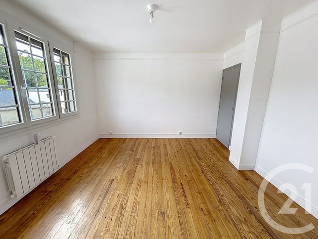 Maison &agrave; louer - 4 pi&egrave;ces - 80,25 m2 - Corneville Sur Risle - 27 - HAUTE-NORMANDIE