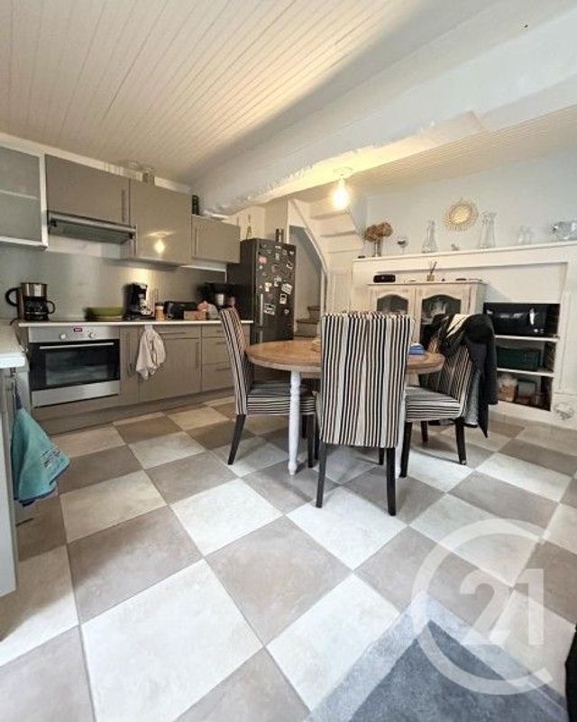 Appartement &agrave; louer - 3 pi&egrave;ces - 44,45 m2 - Pont Audemer - 27 - HAUTE-NORMANDIE