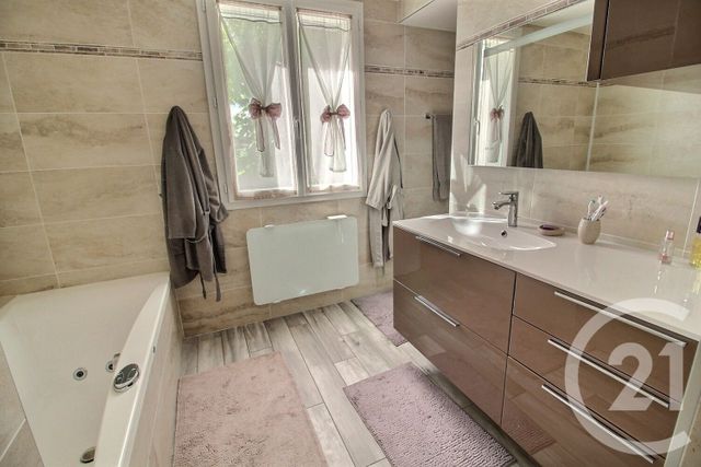 Maison à vendre - 5 pièces - 180,15 m2 - Vendome - 41 - CENTRE