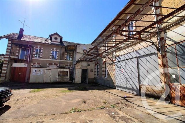 Maison à vendre - 22 pièces - 1115 m2 - Savigny Sur Braye - 41 - CENTRE