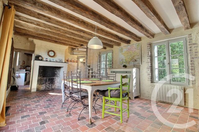 Maison à vendre - 5 pièces - 131 m2 - Troo - 41 - CENTRE