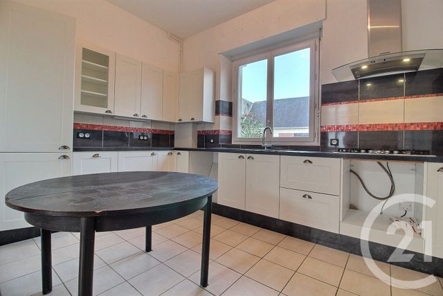 Maison à vendre - 5 pièces - 112 m2 - La Ville Aux Clercs - 41 - CENTRE