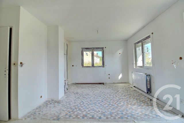 Maison à vendre - 4 pièces - 108 m2 - St Ouen - 41 - CENTRE