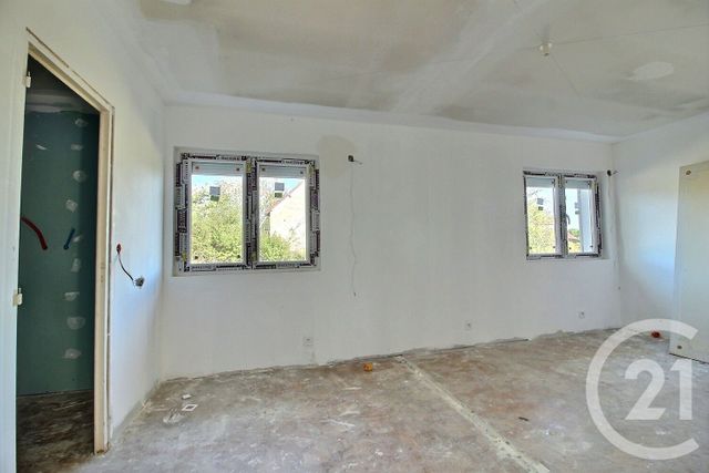 Maison à vendre - 4 pièces - 108 m2 - St Ouen - 41 - CENTRE