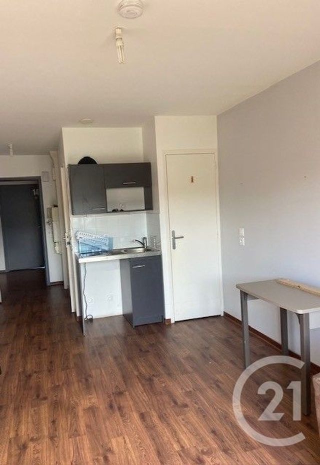 Appartement Studio &agrave; vendre - 1 pi&egrave;ce - 23,60 m2 - Naveil - 41 - CENTRE