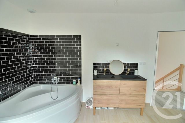 Maison &agrave; vendre - 6 pi&egrave;ces - 123,44 m2 - Vendome - 41 - CENTRE
