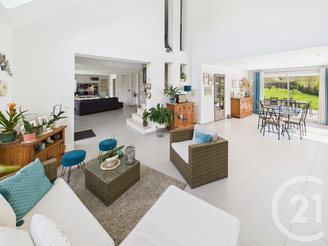 Maison &agrave; vendre - 8 pi&egrave;ces - 204 m2 - St Leger En Yvelines - 78 - ILE-DE-FRANCE