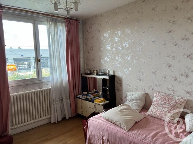 Maison à vendre - 6 pièces - 135,20 m2 - Les Essarts Le Roi - 78 - ILE-DE-FRANCE