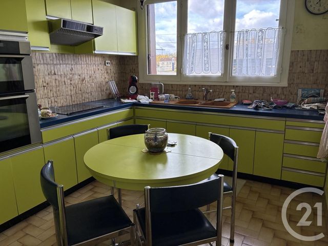 Maison à vendre - 6 pièces - 135,20 m2 - Les Essarts Le Roi - 78 - ILE-DE-FRANCE