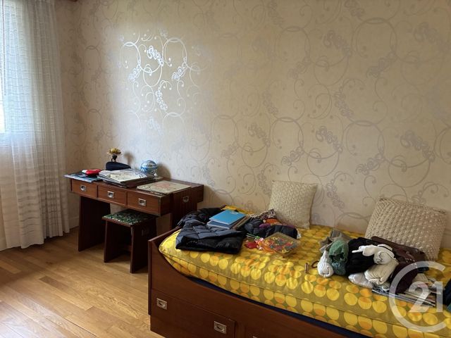 Maison à vendre - 6 pièces - 135,20 m2 - Les Essarts Le Roi - 78 - ILE-DE-FRANCE