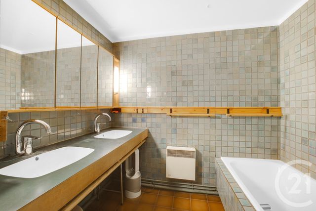 Appartement Duplex &agrave; vendre - 5 pi&egrave;ces - 87,46 m2 - Paris - 75009 - ILE-DE-FRANCE