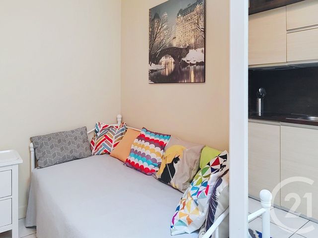 Appartement F1 à vendre - 1 pièce - 10 m2 - Paris - 75009 - ILE-DE-FRANCE