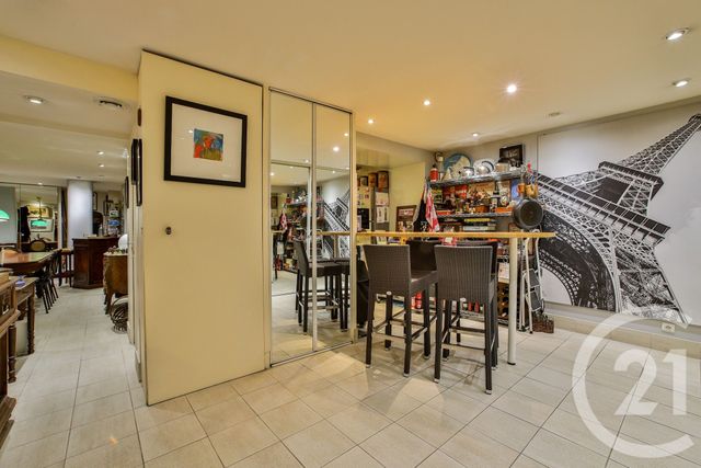 Appartement F5 à vendre - 5 pièces - 157 m2 - Paris - 75009 - ILE-DE-FRANCE