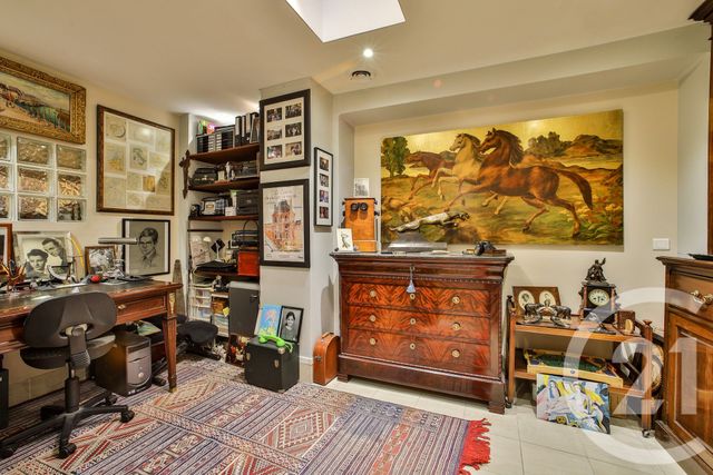 Appartement F5 à vendre - 5 pièces - 157 m2 - Paris - 75009 - ILE-DE-FRANCE