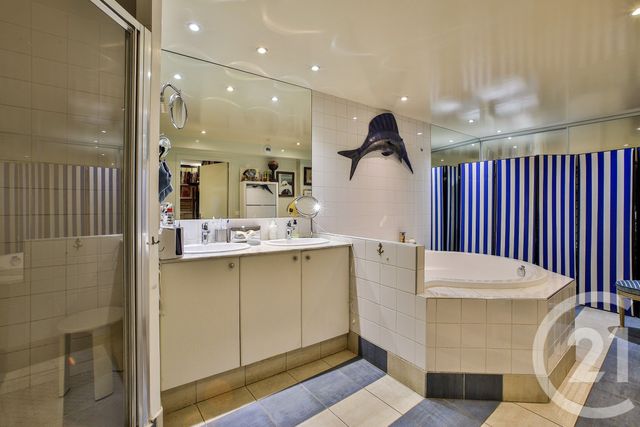 Appartement F5 à vendre - 5 pièces - 157 m2 - Paris - 75009 - ILE-DE-FRANCE