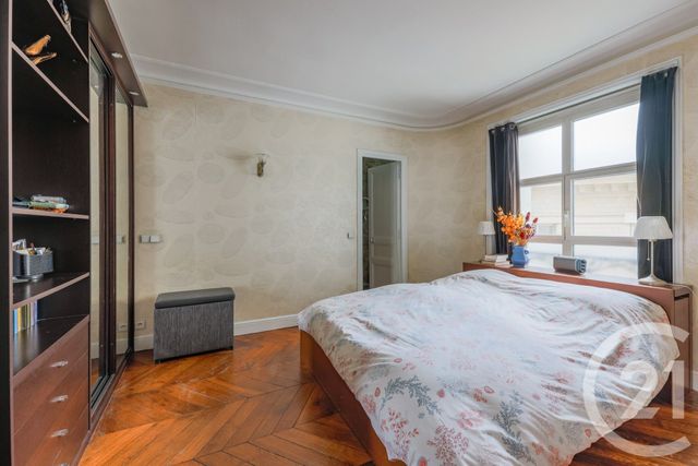 Appartement F4 à vendre - 4 pièces - 99,41 m2 - Paris - 75009 - ILE-DE-FRANCE