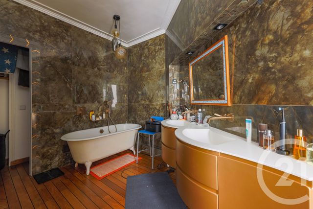 Appartement F4 à vendre - 4 pièces - 99,41 m2 - Paris - 75009 - ILE-DE-FRANCE