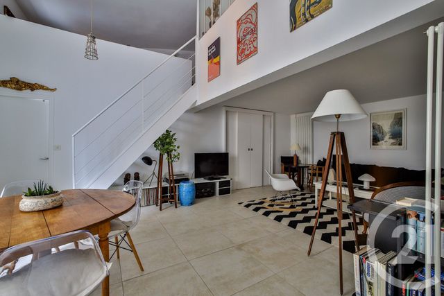 Appartement Duplex &agrave; vendre - 3 pi&egrave;ces - 70,72 m2 - Paris - 75009 - ILE-DE-FRANCE