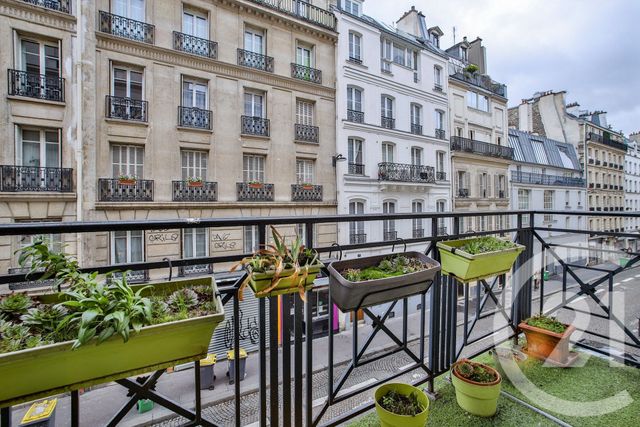 Appartement Duplex &agrave; vendre - 3 pi&egrave;ces - 70,72 m2 - Paris - 75009 - ILE-DE-FRANCE