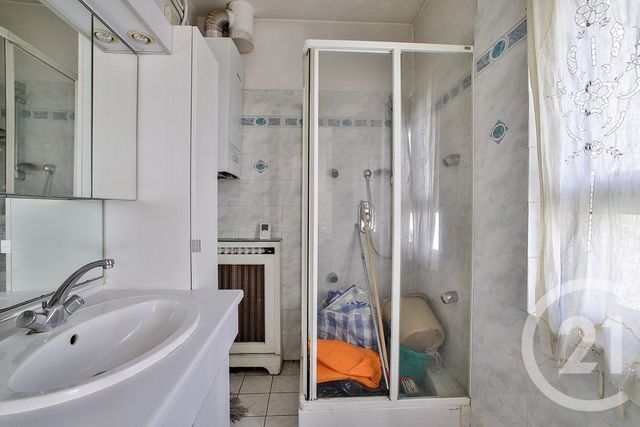 Appartement Atelier d'artiste &agrave; vendre - 4 pi&egrave;ces - 119,60 m2 - Paris - 75009 - ILE-DE-FRANCE
