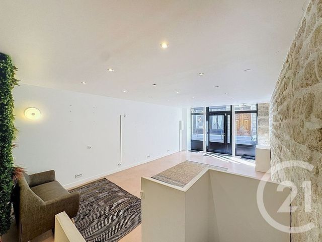 Appartement Local &agrave; vendre - 2 pi&egrave;ces - 64,78 m2 - Paris - 75009 - ILE-DE-FRANCE
