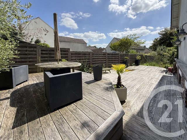 Maison &agrave; louer - 6 pi&egrave;ces - 147,40 m2 - Morainvilliers - 78 - ILE-DE-FRANCE