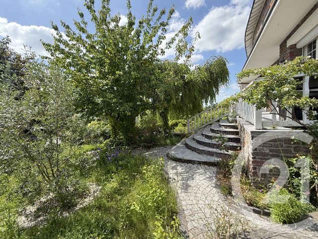 Maison &agrave; louer - 6 pi&egrave;ces - 147,40 m2 - Morainvilliers - 78 - ILE-DE-FRANCE