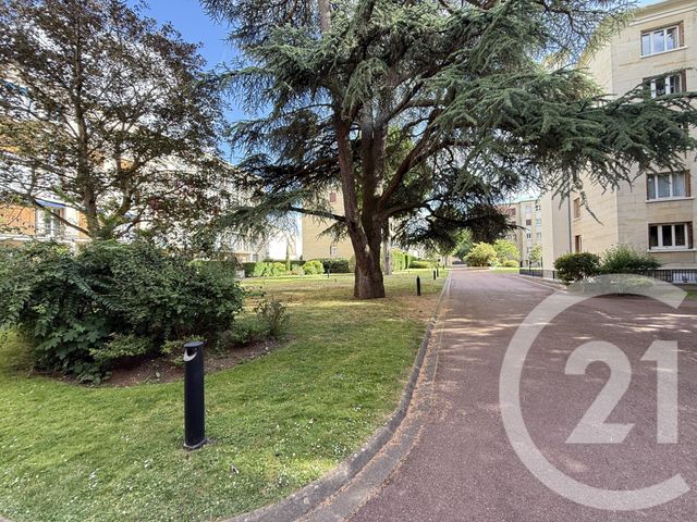 Appartement F4 &agrave; vendre - 4 pi&egrave;ces - 87,50 m2 - St Germain En Laye - 78 - ILE-DE-FRANCE