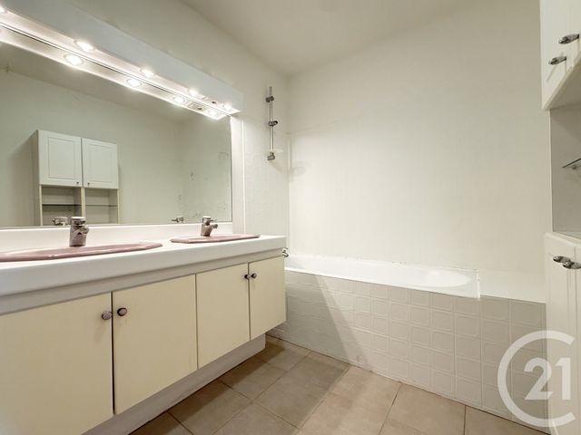 Appartement F4 &agrave; vendre - 4 pi&egrave;ces - 106,41 m2 - St Germain En Laye - 78 - ILE-DE-FRANCE