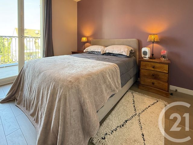 Appartement F5 &agrave; vendre - 5 pi&egrave;ces - 95,45 m2 - St Germain En Laye - 78 - ILE-DE-FRANCE