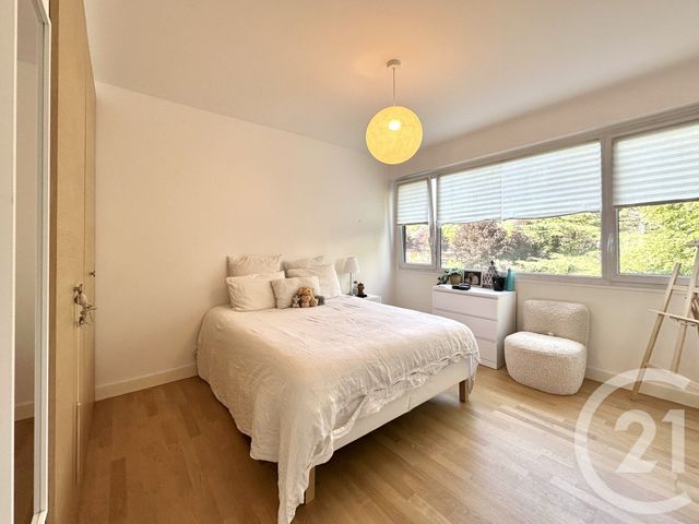 Appartement F6 à vendre - 6 pièces - 128 m2 - Noisy Le Roi - 78 - ILE-DE-FRANCE