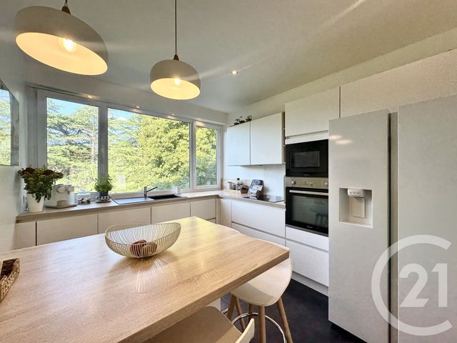 Appartement F6 à vendre - 6 pièces - 128 m2 - Noisy Le Roi - 78 - ILE-DE-FRANCE