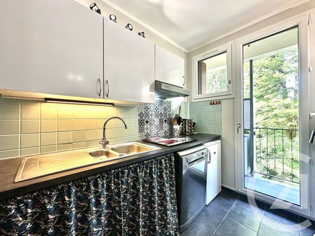 Appartement F5 à vendre - 5 pièces - 95,27 m2 - St Germain En Laye - 78 - ILE-DE-FRANCE