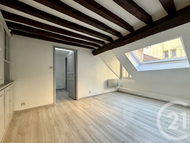 Prix immobilier ST GERMAIN EN LAYE - Photo d’un appartement vendu