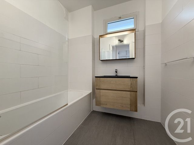 Appartement F4 &agrave; vendre - 4 pi&egrave;ces - 90,59 m2 - St Germain En Laye - 78 - ILE-DE-FRANCE