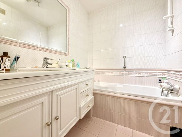 Appartement F5 &agrave; vendre - 5 pi&egrave;ces - 91,08 m2 - St Germain En Laye - 78 - ILE-DE-FRANCE