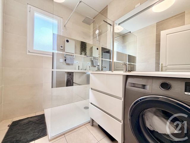 Appartement T3 &agrave; louer - 3 pi&egrave;ces - 63,17 m2 - Belley - 01 - RHONE-ALPES
